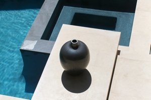 EIGHTY SIX LINDA ISLE